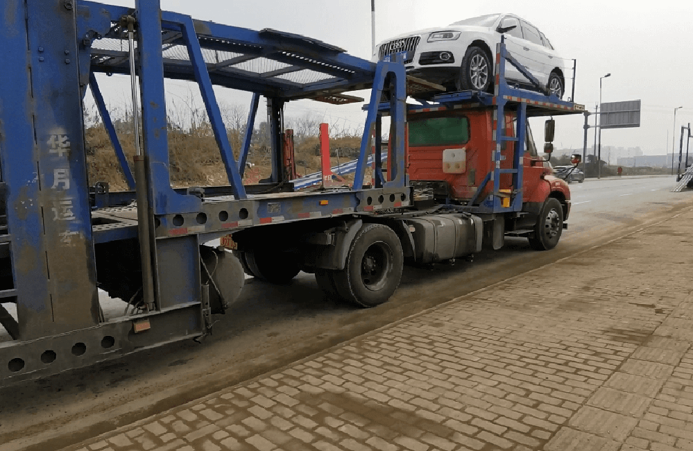 箱式汽车托运车-保障货车安全、快捷到达目的地